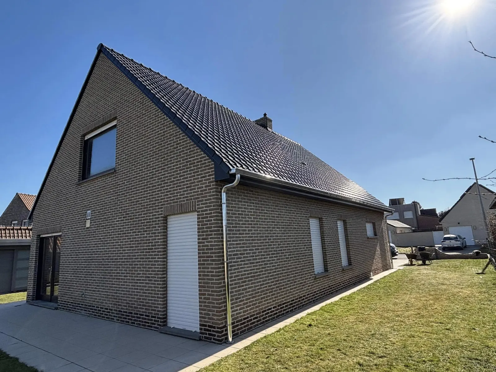 Hellend dak op een woning in Wortegem-Petegem
